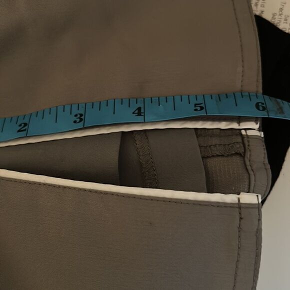 Nivo Gray Skort with White Piping - Picture 7 of 7